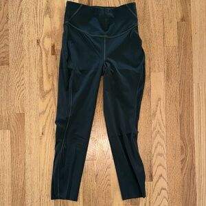 Lululemon Base Pace High-Waisted Leggings - Green- size 6